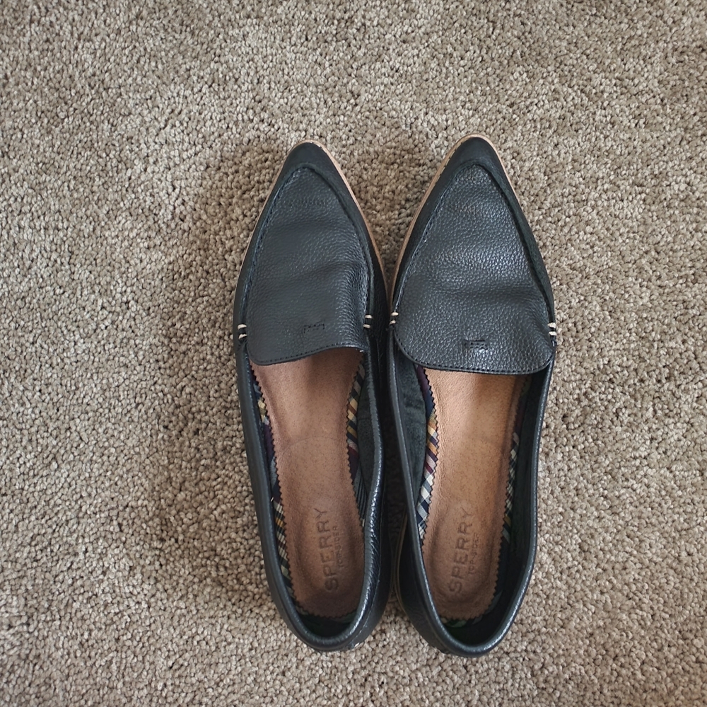 Sperry Top Sider pointed flats